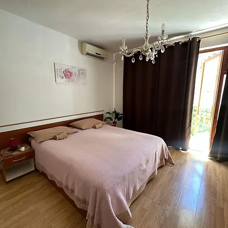 House Aria * 巴什卡沃达