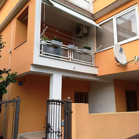 Lejlighed House Aria