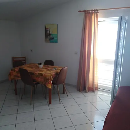 Apartment House Aria Baska Voda