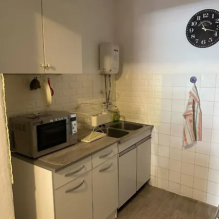 Apartment Apartment House Aria Baska Voda