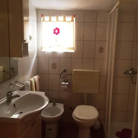 Apartment House Aria *